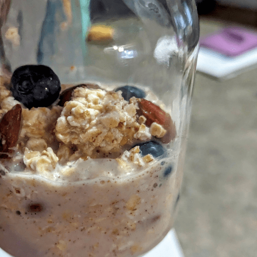 Overnight Oats: Quick and Easy Blueberry and&nbsp;Almond